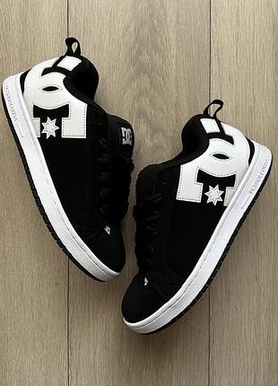 Кросівки dc shoes court graffik