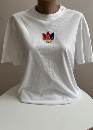 Хлопковая футболка adidas m