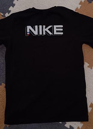 Футболка nike s