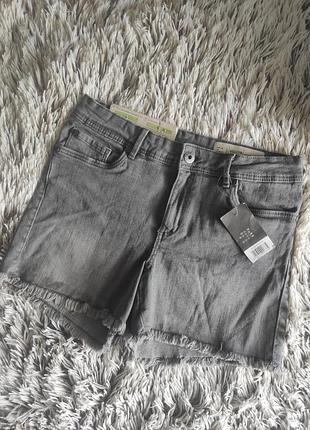 Джинсовые женские шорты esmara eur 36