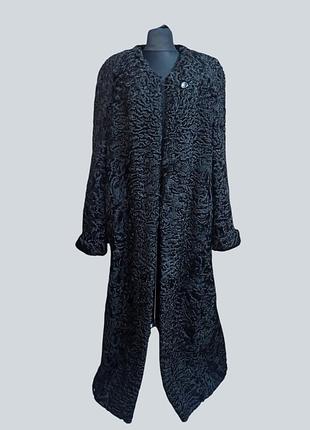 Длина 137см. манто из каракуля swakara. valentino