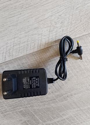 Блок питания power adaptor 0520 5v 2a два разъема 4.0*1.7 и 5.5*2.5 новый
