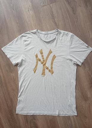 Брендовая футболка new era.