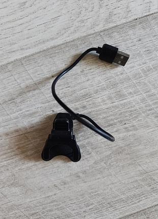 Зарядное устройство usb для смарт часов новый черный