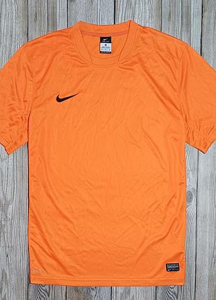 Футболка nike dri fit