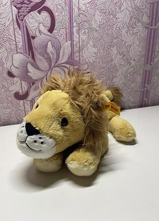 Лев від steiff 🦁