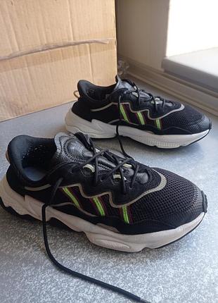 Кросівки adidas ozweego core black solar green