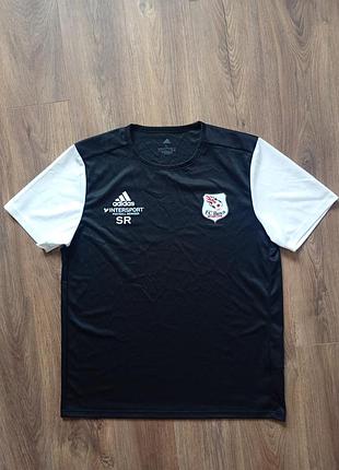 Брендовая футболка adidas.