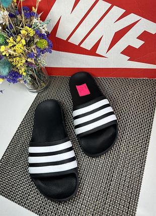 Оригинальные шлепанцы adidas