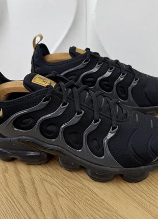 Оригінальні кросівки nike air vapormax plus