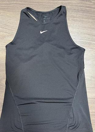Спортивна майка nike s