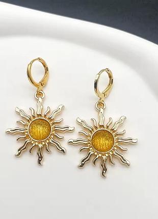 Сережки жіночі золотисті жовті сонце ☀️☀️ нові