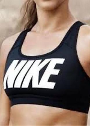 Топ спортивний жіночий nike