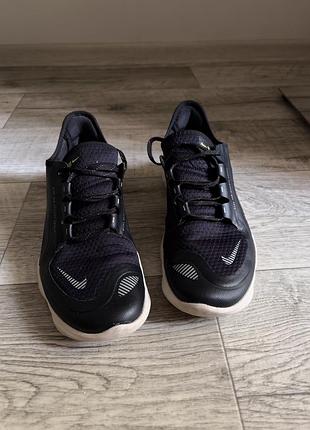 Nike free rn 5.0 shield