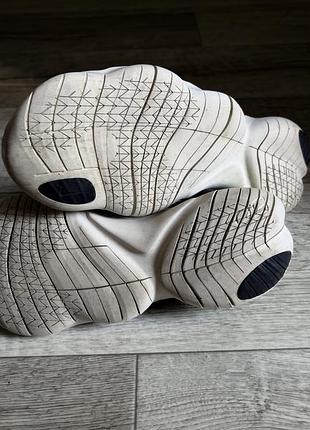 Nike free rn 5.0 shield 4
