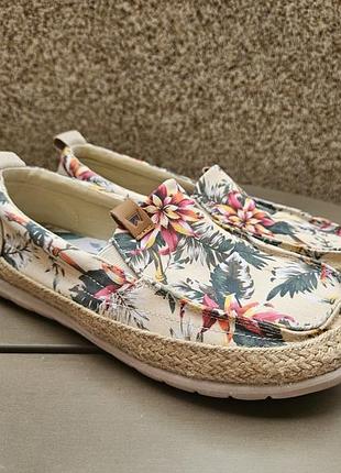 Жіночі еспадрильї (сліпони) wrangler kohala slip on 37 24 см бежеві квіткові принт