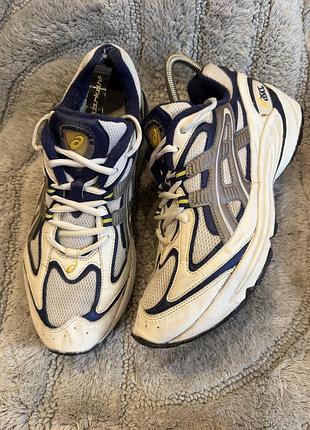 Кросівки чоловічі asics 44 р.( уст 28 см