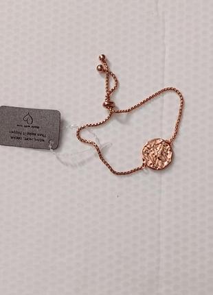 Стильный браслет с символом знака зодиака козерог.