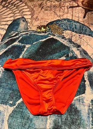 Яскраві помаранчеві плавки від бренду asos swim 🍊