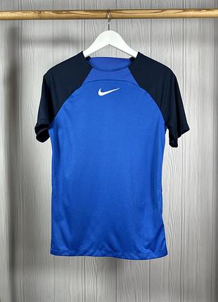 Nike training academy center logo футболка спортивна