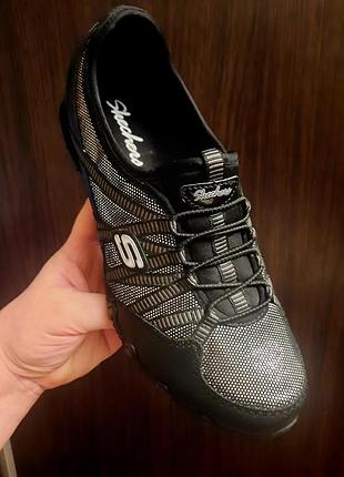 Кроссовки черные skechers