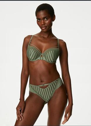 Мягкий бюстгальтер на косточках кружевной m&amp;s collection 32а 70а