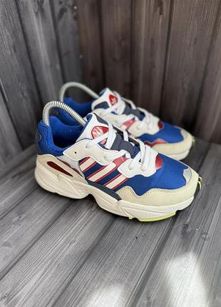 Кросівки adidas yung-96/р.36