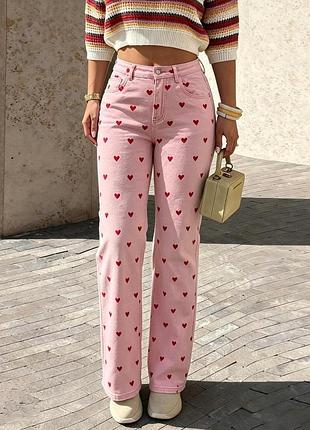 Shein розовые джинсы с сердечками