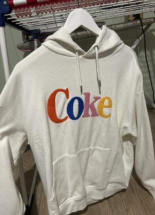 Худі біле жіноче з написом “coke”, розмір m, h&m