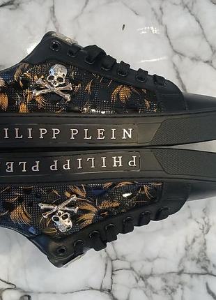 Чоловічі шкіряні кросівки philipp plein, чорні з золотим принтом, металевий череп, гумова підошва, 43 розмір