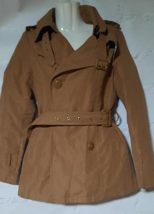 Стильный короткий тренч кэмел с подкладкой в клетку (стиль burberry), размер s