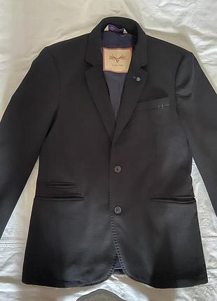 Новий піджак zara man, розмір s (eur s / mex 40)