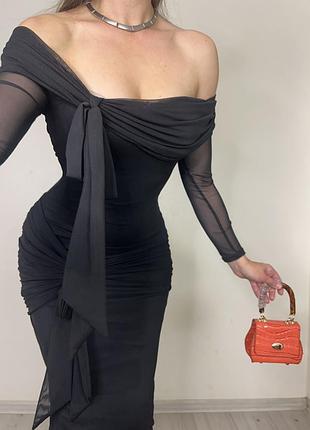 Распродажа платье prettylittlething сетчатое с драпирующей обворотной завязкой на бедрах