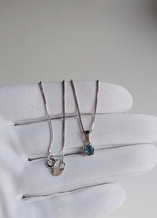Серебряная цепочка и кулон