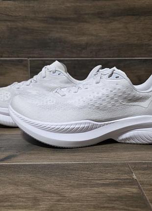 Оригінальні кросівки hoka mach 6 la