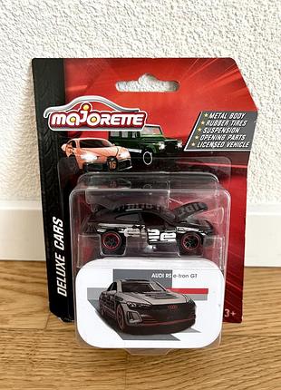 Колекційна машинка majorette deluxe cars — audi rs e-tron gt (1:59)