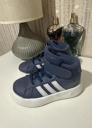 Черевики на хлопчика adidas