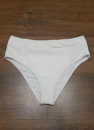 Трусики плавки низ от купальника с высокой посадкой из фактурной ткани shein