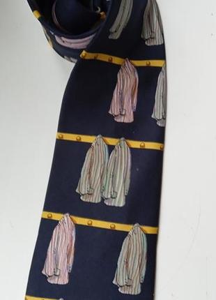 Шовкова чоловіча краватка з тематичним принтом (novelty tie).