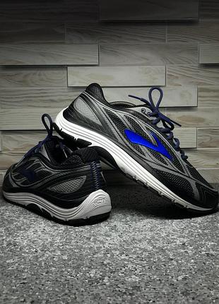 Кроссовки brooks dyad 9 . оригинал
