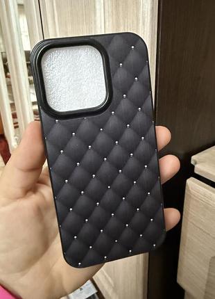 Чохол 15 про . чорний в крапку . apple 15 pro