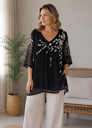 🌸 елегантна чорна туніка з вишивкою та сіткою «мушка» (р. 50 / 3xl)