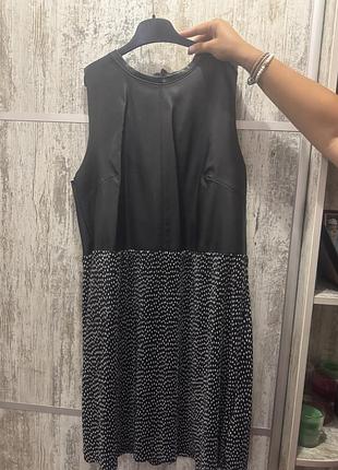 Сукня плаття zara розмір l в гарному стані