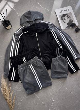 Женский костюм