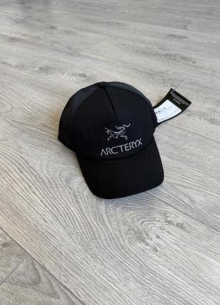 Кепка arc’teryx чорного кольору
