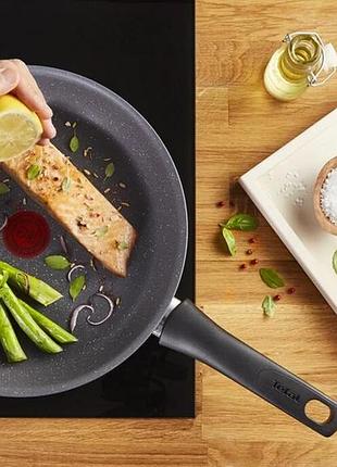 Керамічна сковорода tefal healthy chef 28 см модель g1500672 з керамічним покриттям