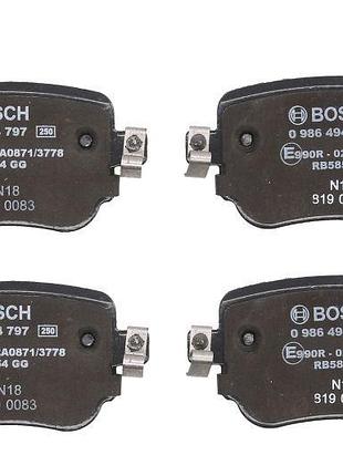 Комплект гальмівних колодок задні bosch 986494797 (з шумопоглинаючою пластиною), audi a1, a1 allstreet, a1 city carver, q3
