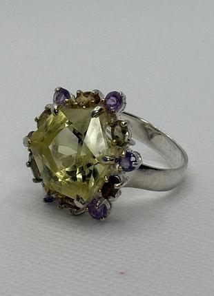 Серебряное кольцо 925 пробы 18,5 размера с натуральным лимонным цитрином и аметистами