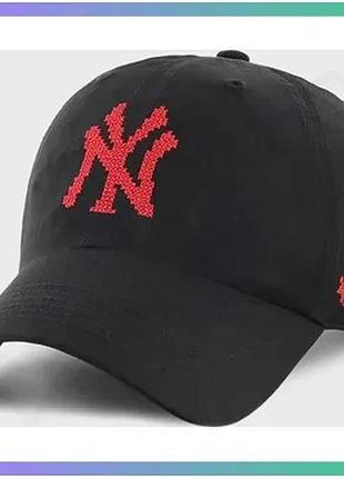 Кепка 47 brand yankees eight bit hero чорна унісекс для активного відпочинку та повсякденного носіння sku_ebitc17c0s-bk