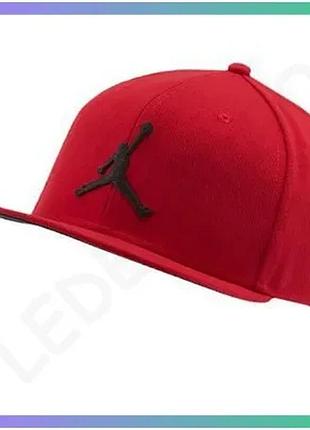 Кепка nike jordan pro jumpman червоний унісекс спортивна кепка з вишитим логотипом для активного відпо sku_ar2118-687